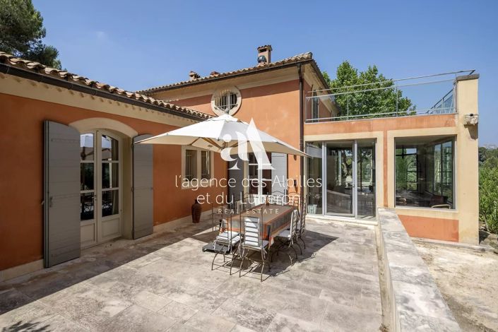 Image No.27-6 Bed House for sale