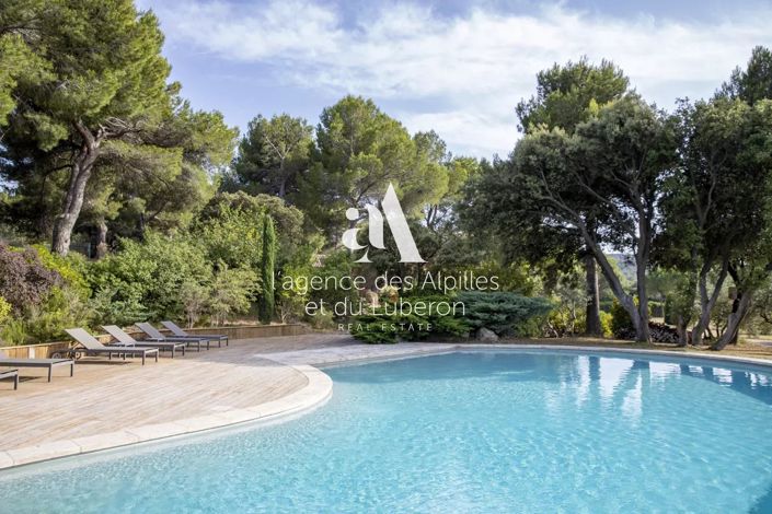 Image No.6-6 Bed House for sale