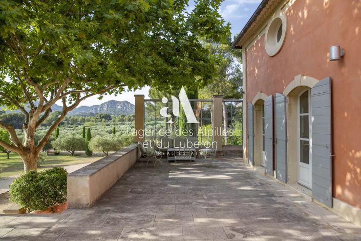 Image No.9-6 Bed House for sale