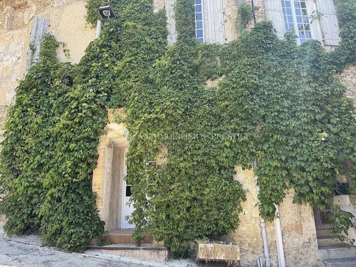 Image No.2-5 Bed House for sale