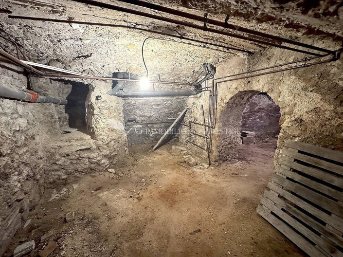 Image No.22-5 Bed House for sale