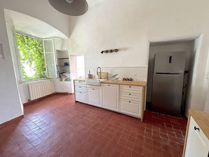 Image No.5-5 Bed House for sale