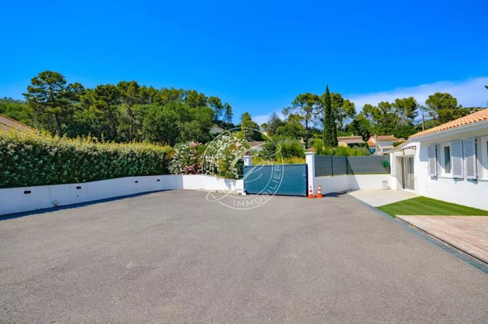 Image No.12-Maison de 2 chambres à vendre à Taradeau