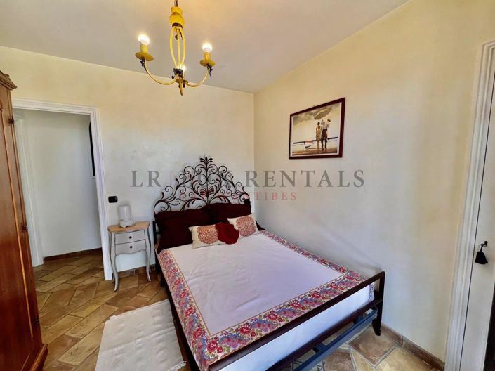 Image No.13-6 Bed House for sale