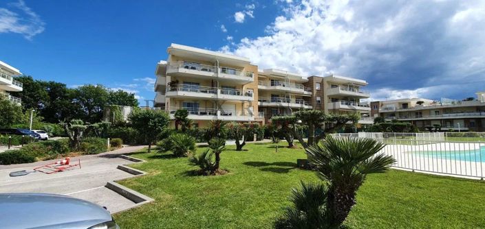 Image No.1-Appartement de 1 chambre à vendre à Antibes