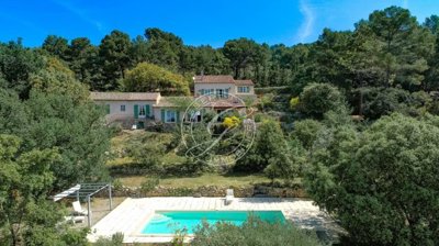 Maison de 4 chambres à vendre à Tourtour