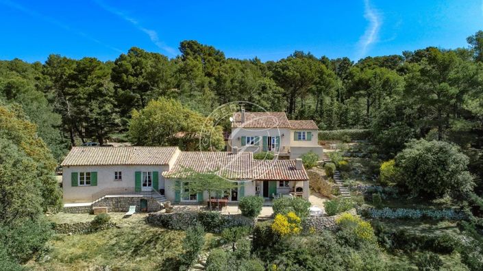 Image No.2-Maison de 4 chambres à vendre à Tourtour