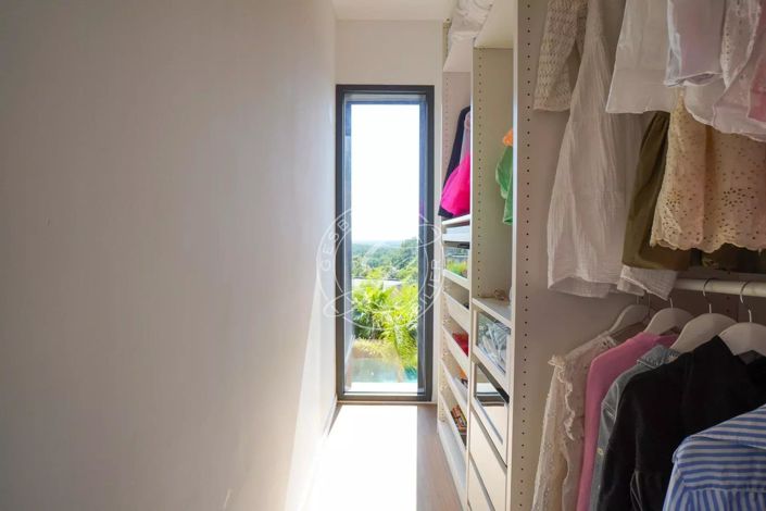 Image No.16-3 Bed House for sale