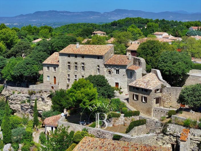 Image No.3-5 Bed House for sale