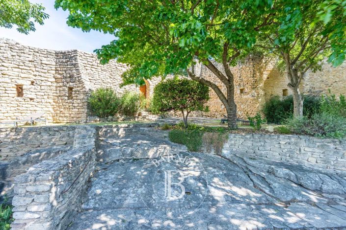 Image No.6-5 Bed House for sale