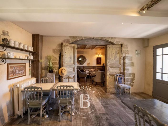 Image No.8-Maison de 7 chambres à vendre à Châteauneuf-de-Gadagne