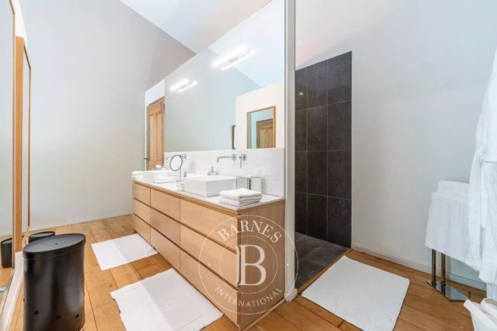 Image No.11-Maison de 5 chambres à vendre à Bonnieux