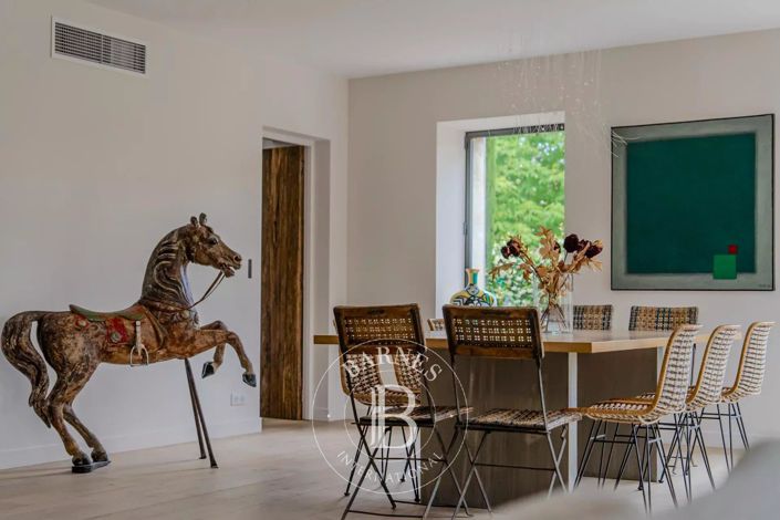 Image No.6-4 Bed House for sale