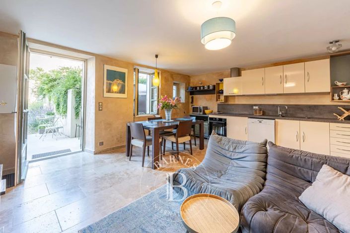 Image No.4-2 Bed House for sale