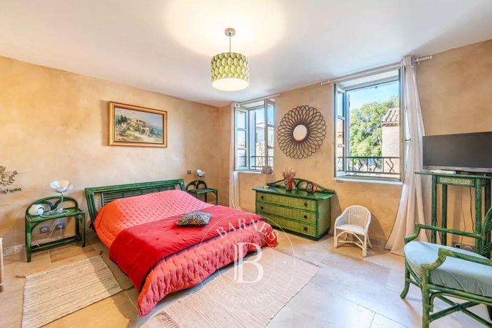 Image No.7-2 Bed House for sale