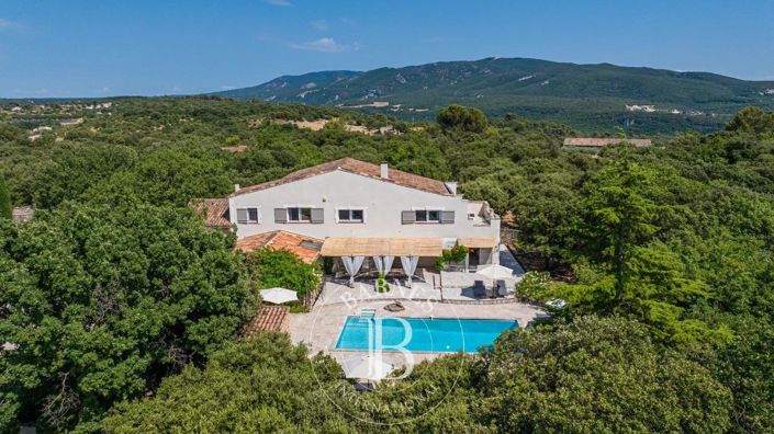 Image No.2-6 Bed House for sale