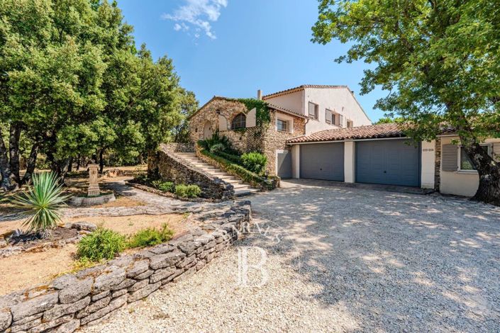 Image No.21-6 Bed House for sale