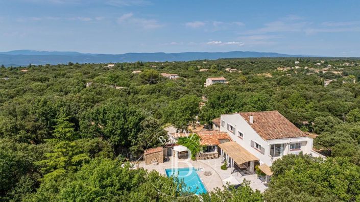 Image No.26-6 Bed House for sale