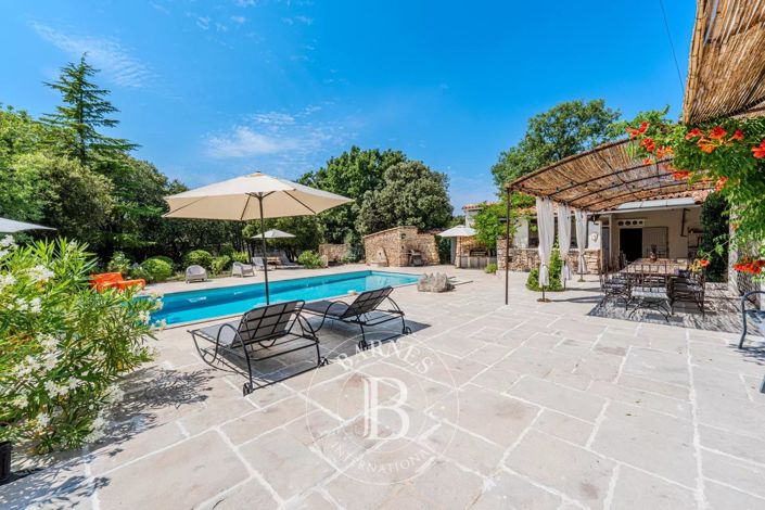 Image No.7-6 Bed House for sale