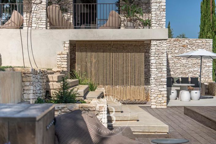 Image No.9-Maison de 6 chambres à vendre à Gordes