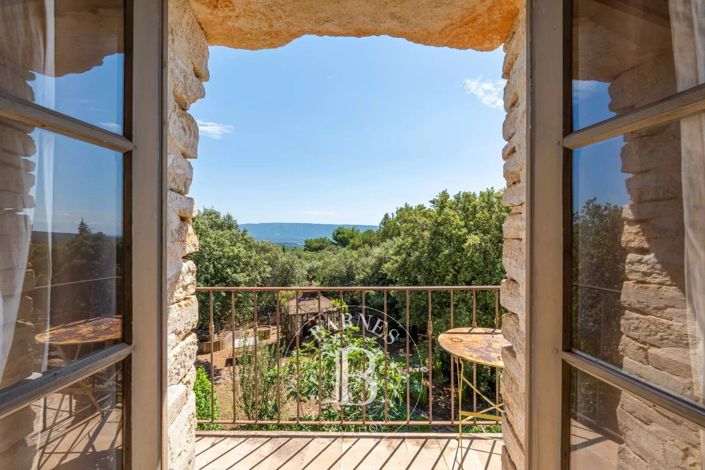 Image No.17-5 Bed House for sale