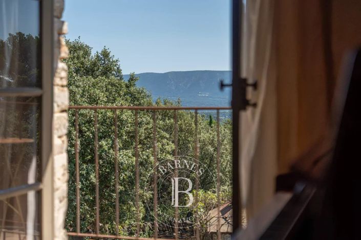 Image No.19-5 Bed House for sale