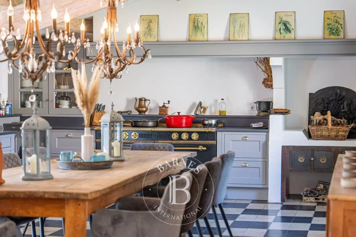 Image No.11-House for sale