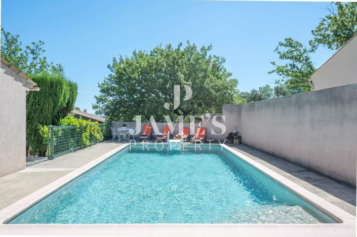 Image No.2-Maison de 4 chambres à vendre à Noves