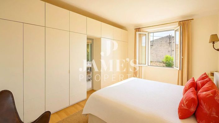 Image No.9-3 Bed House for sale