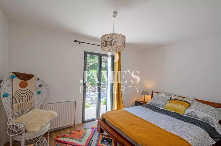 Image No.9-4 Bed House for sale