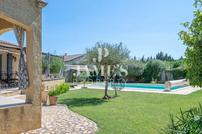 Image No.2-5 Bed House for sale