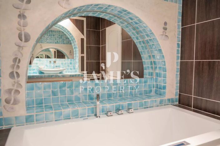 Image No.11-4 Bed House for sale