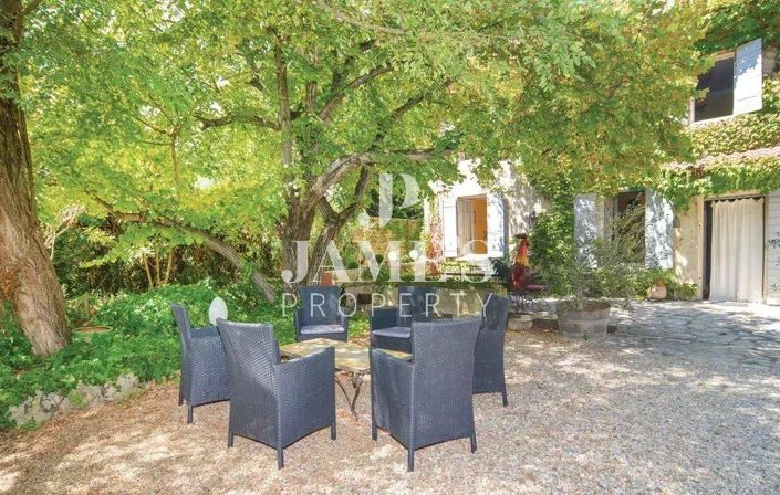 Image No.4-2 Bed House for sale