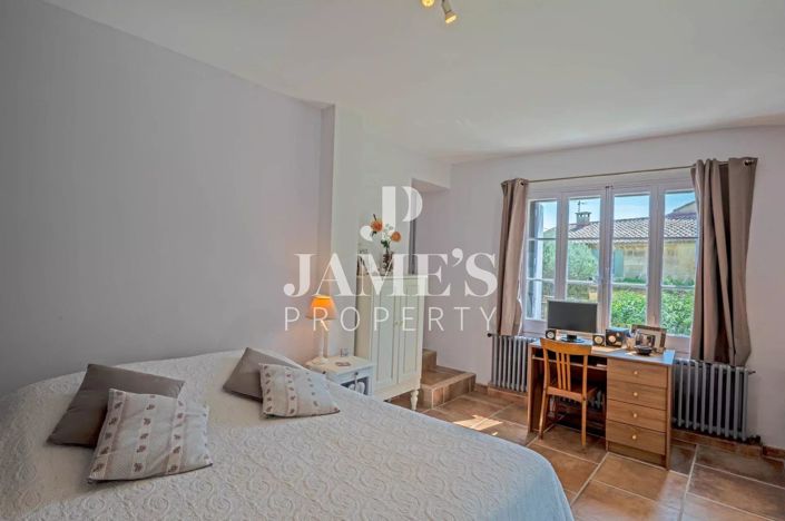 Image No.14-House for sale