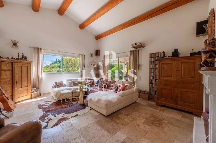 Image No.5-4 Bed House for sale