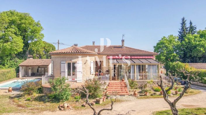 Image No.1-2 Bed House for sale