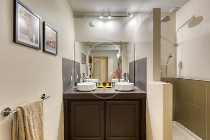 Image No.9-7 Bed House for sale