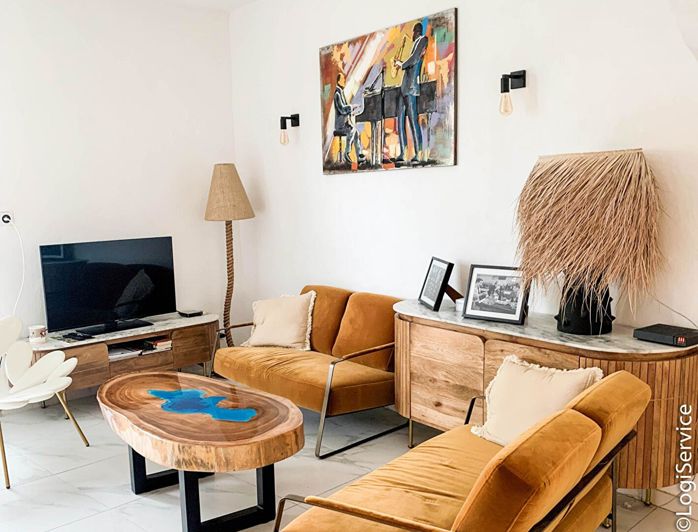 Image No.3-3 Bed House for sale