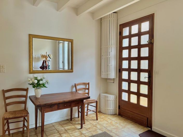 Image No.6-5 Bed House for sale