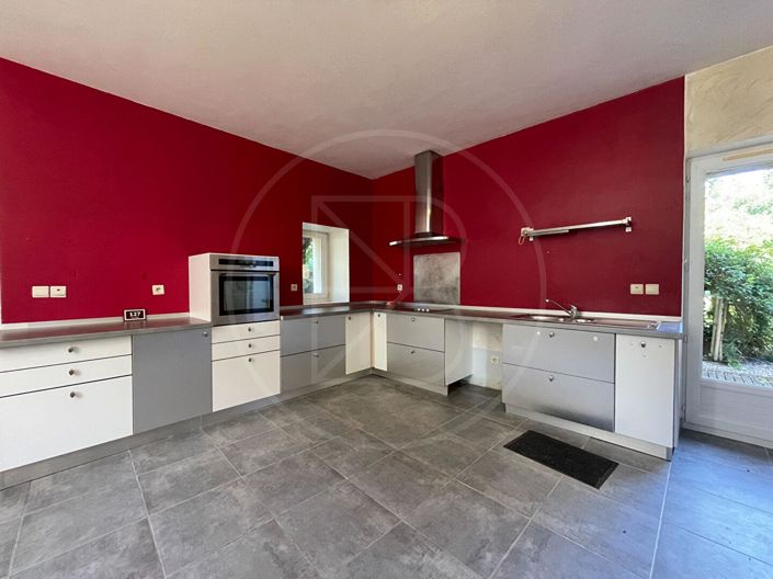 Image No.5-3 Bed House for sale