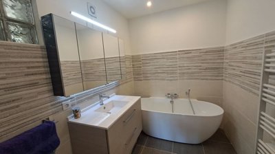 a38hcch1rezuux9r9