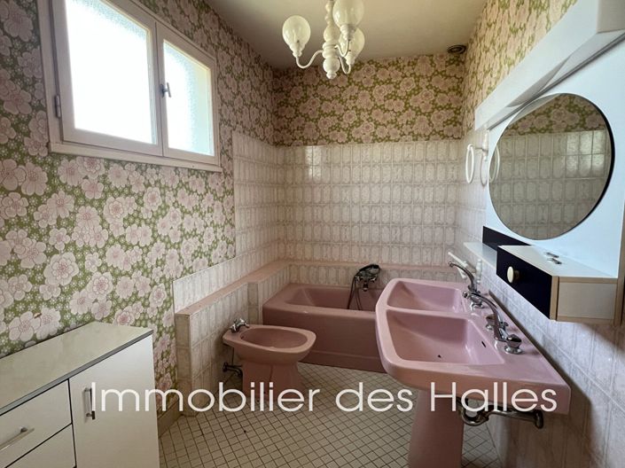 Image No.12-4 Bed House for sale