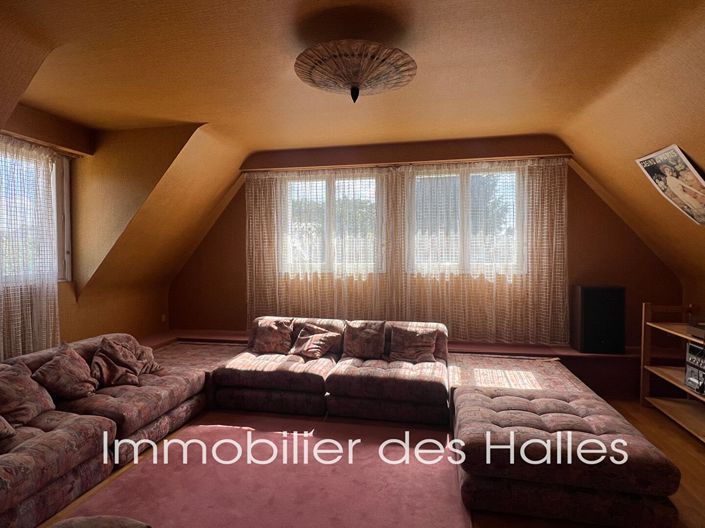 Image No.6-4 Bed House for sale