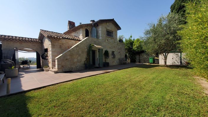 Image No.1-3 Bed Property for sale