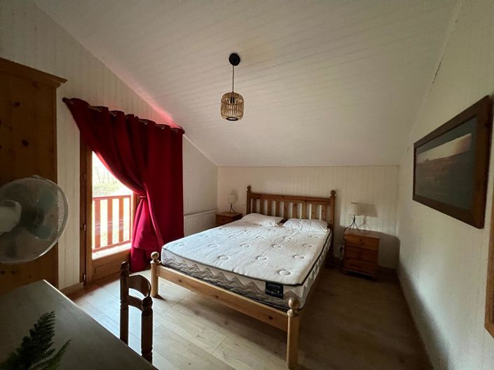 Image No.17-3 Bed House for sale