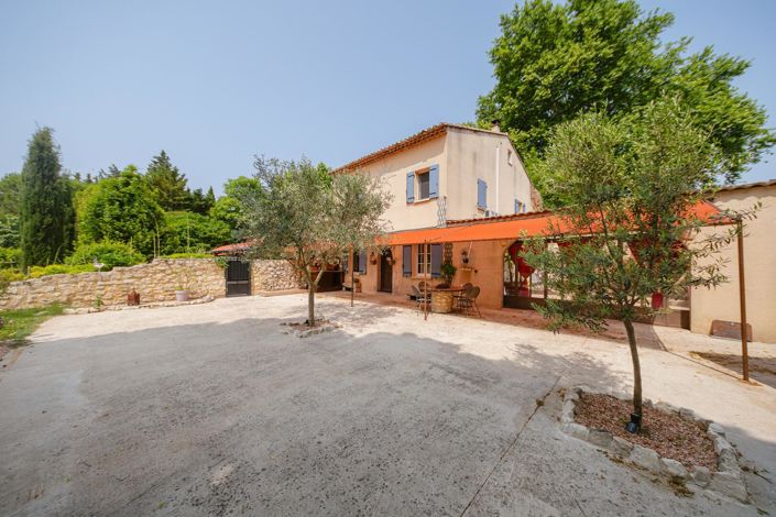 Image No.4-9 Bed House for sale