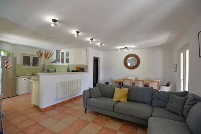 Image No.4-4 Bed House for sale