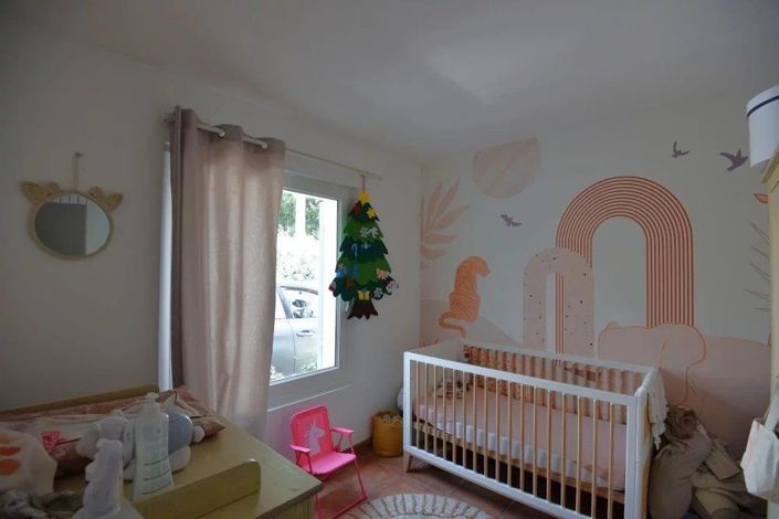 Image No.9-4 Bed House for sale