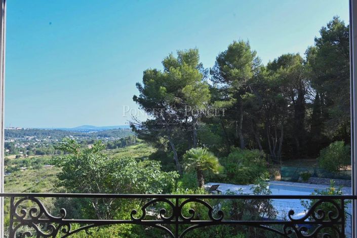 Image No.13-7 Bed House for sale