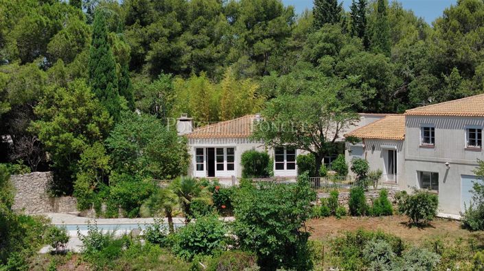 Image No.2-7 Bed House for sale